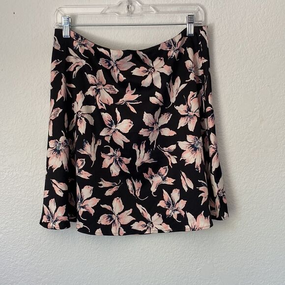 Madewell Satin Circle Mini Skirt in Winter Orchid - Picture 4 of 7